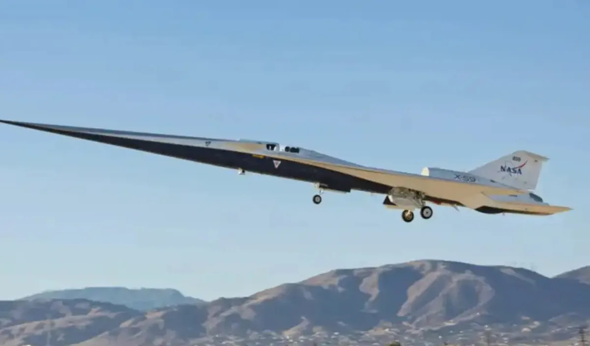La NASA effectuera le vol du X-59 QueSST en juin : cet avion supersonique pourra relier Londres à New York en seulement 3 heures.