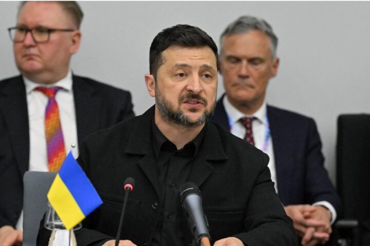 La Pologne retire une distinction à Zelensky, l'Ukraine dénonce une "erreur stratégique"