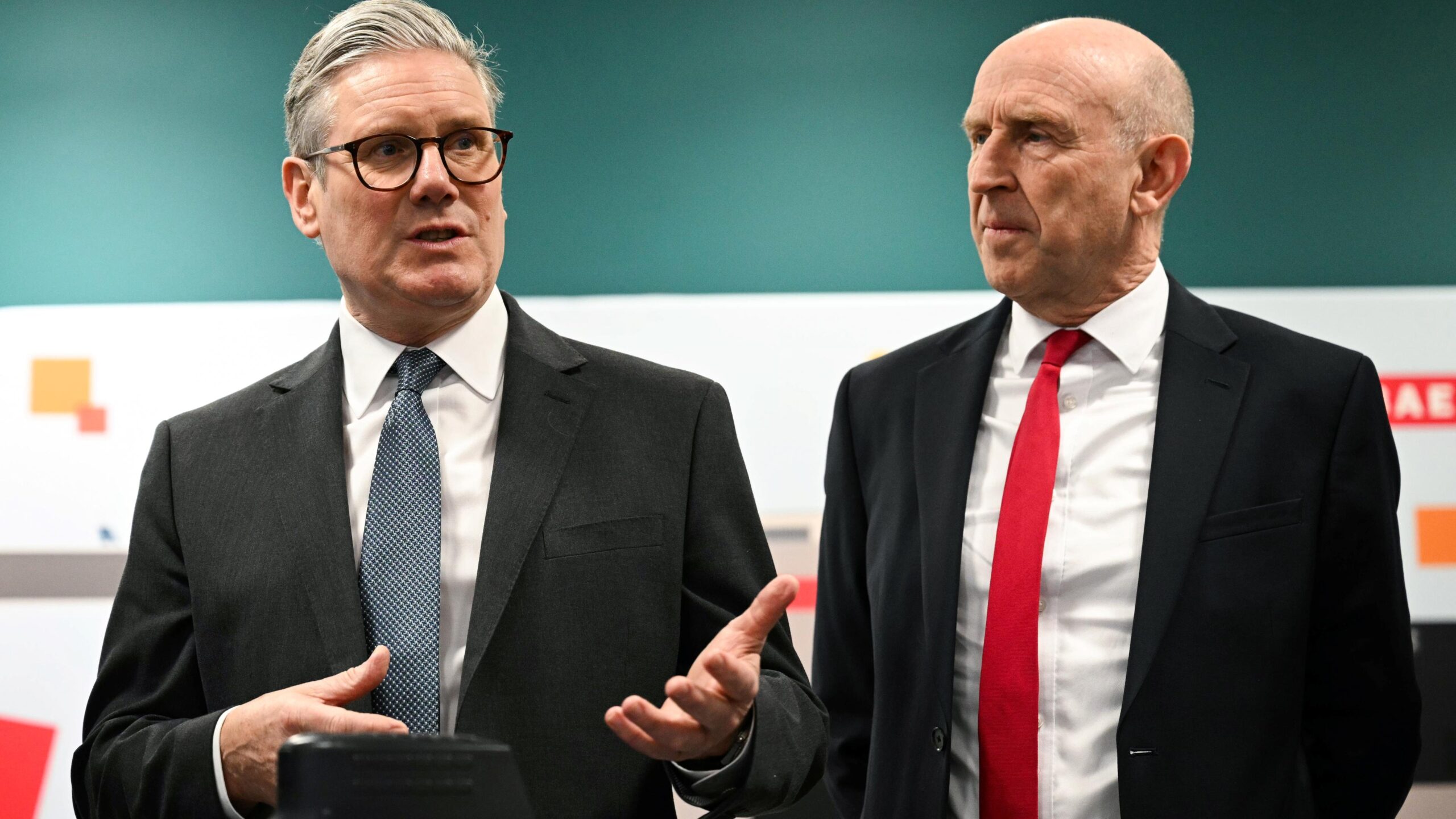 Le ministre britannique de la défense John Healey démissionne en raison d'un conflit sur les dépenses militaires