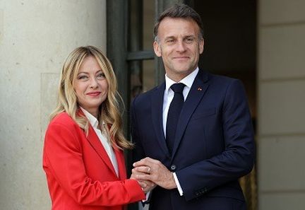 Le sommet d'Antibes : Macron et Meloni cherchent à rétablir les relations franco-italiennes