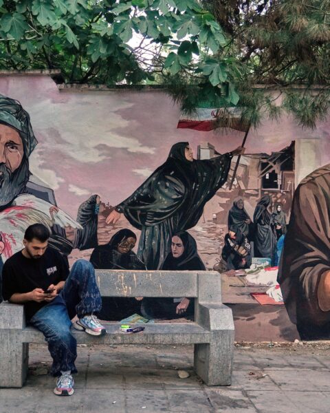 Les Iraniens saluent un accord de paix, mais s'inquiètent de l'avenir