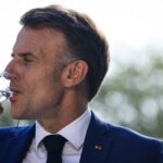 Macron met en avant le travail d'adaptation face à la canicule lors d'un sommet à Antibes