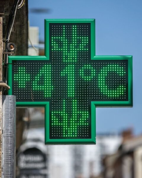 Météo-France place 35 départements en vigilance rouge pour canicule à partir de dimanche