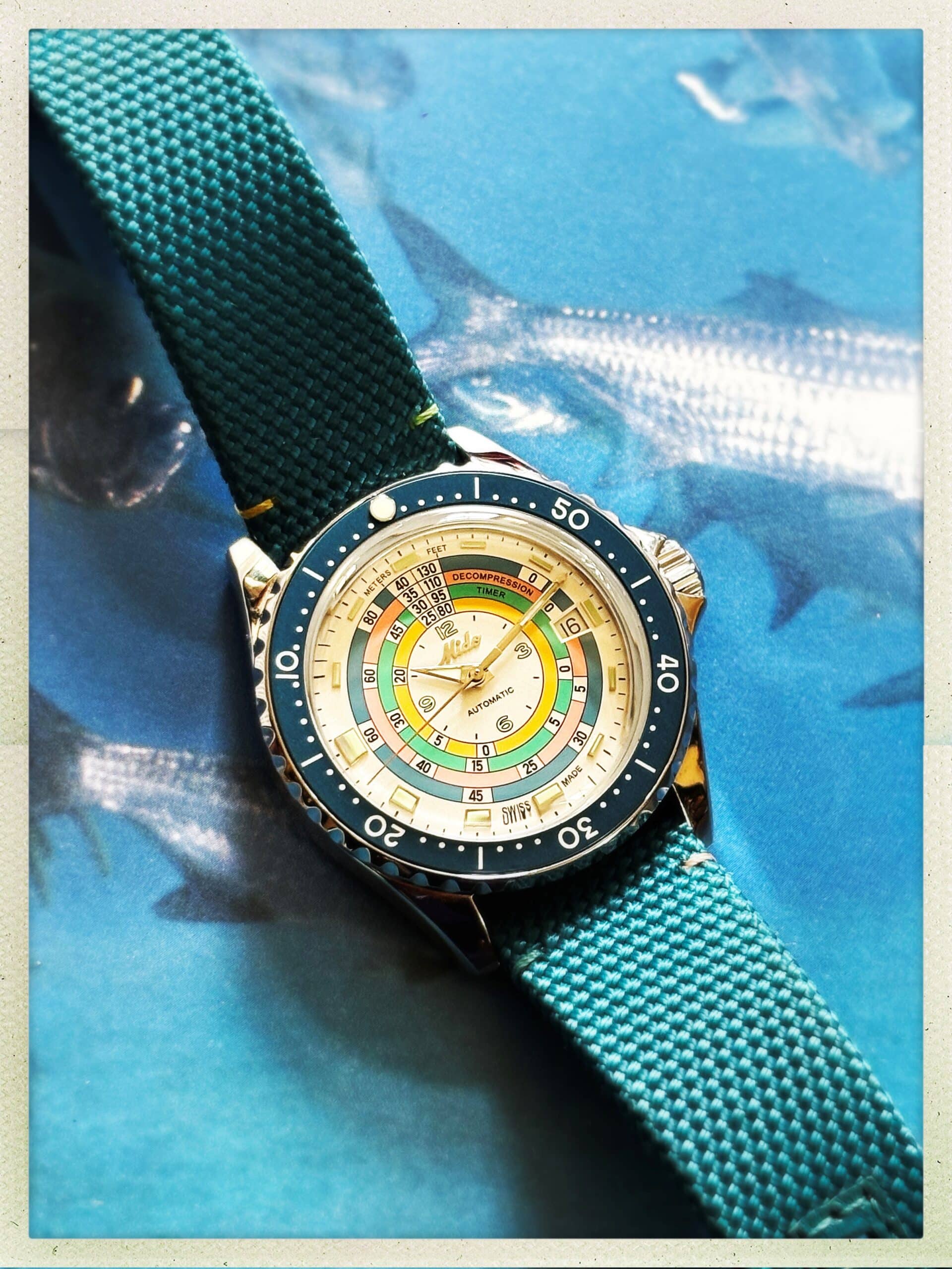 Mido Decompression 1961 : Une horloge emblématique revisitée.