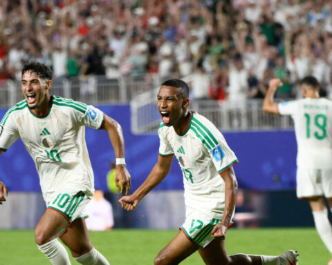 Mondial 2026 : l'Algérie se qualifie de manière spectaculaire face à l'Autriche, tandis que l'Argentine enchaîne une troisième victoire consécutive.