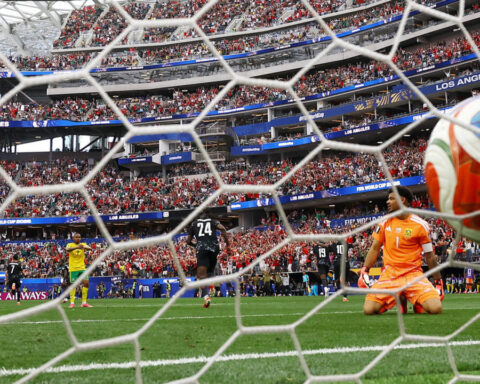 Mondial 2026 : Le Canada se qualifie pour les huitièmes de finale après une victoire de justesse contre l'Afrique du Sud.