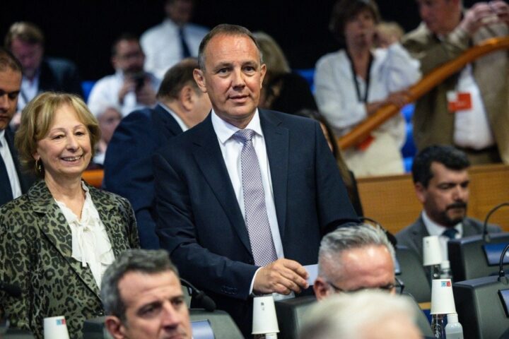 Nicolas Isnard dénonce la gestion de l'État face aux défis financiers de la métropole Aix-Marseille