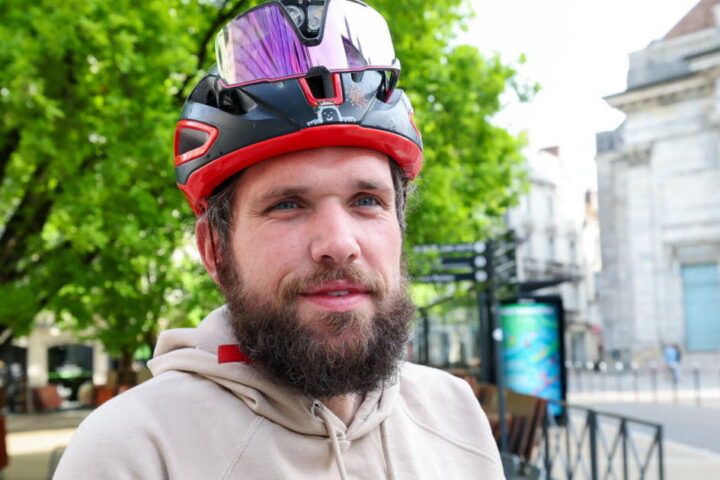 Thomas Billot achève un cinquième de sa campagne anti-malbouffe à vélo dans le Jura