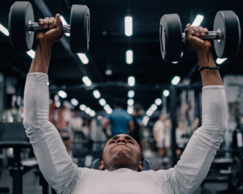 Tremblements musculaires après un effort intense : quel est l’impact sur la santé ?
