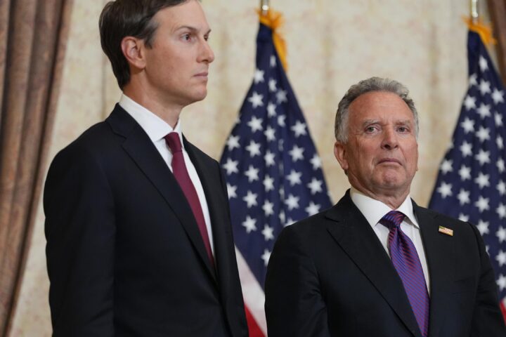 Witkoff et Kushner à Doha pour rencontrer des médiateurs, mais pas de discussions de haut niveau avec l'Iran, selon le Qatar