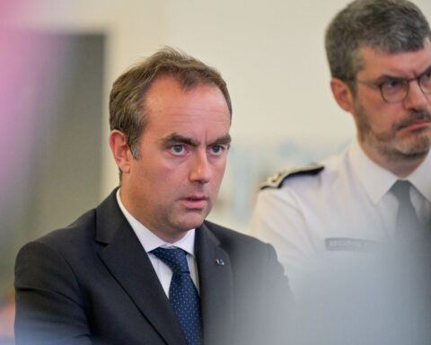 Affaire Lyhanna : la mère de Rosa recevra un entretien prochainement avec Sébastien Lecornu