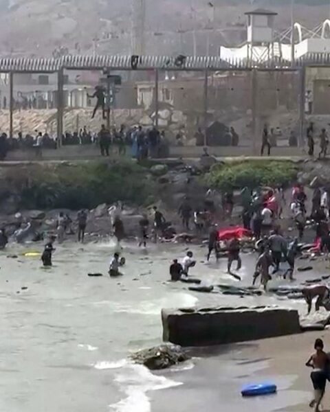 Afflux record de migrants à Ceuta : plus de 60 000 personnes traversent la frontière depuis le Maroc