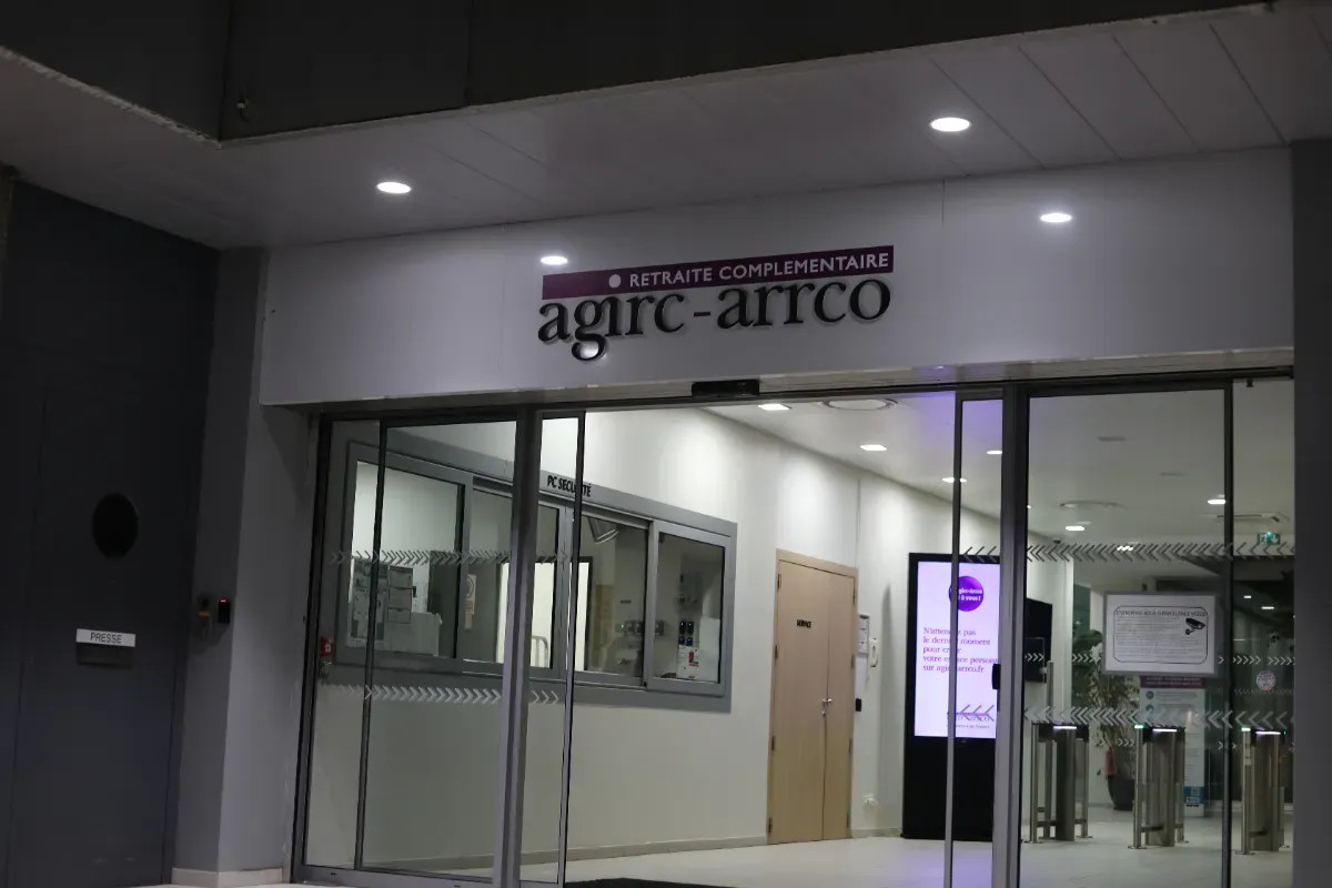 Agirc-Arrco : le paiement d'août 2026 sera retardé de plusieurs jours pour les 14 millions de retraités.