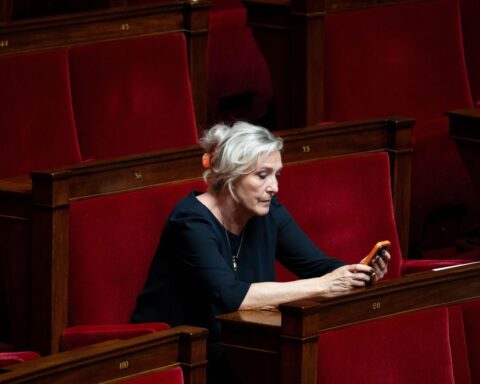 Appel de Marine Le Pen : incertitude sur sa candidature présidentielle en 2027