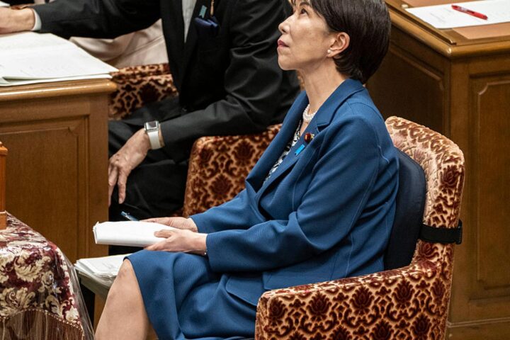 Au Japon, l'emploi du temps de sommeil du Premier ministre suscite un débat sur l'équilibre entre vie professionnelle et vie privée