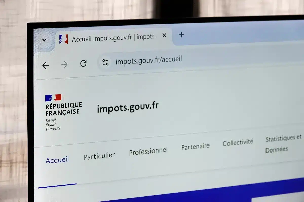 Avis important : votre déclaration de revenus ne sera pas envoyée cet été si la case n'a pas été cochée avant le 15 juin 2026.