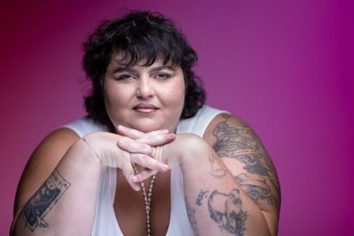 Barbara Butch porte plainte pour provocation à la haine après l'interruption de son concert à Grenoble