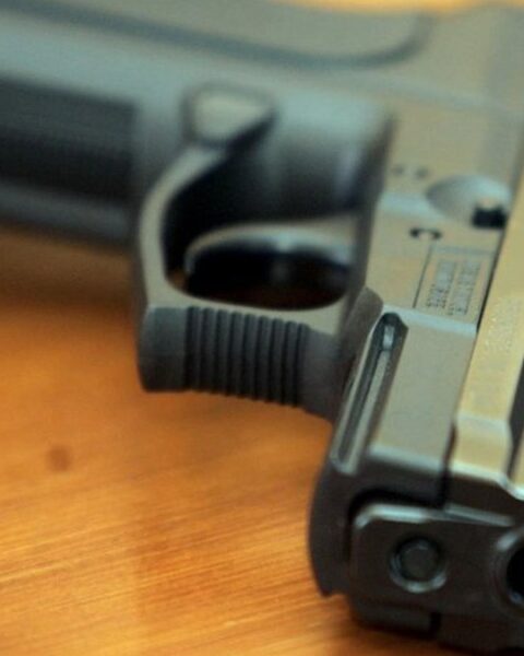 Braquage armé à Toulouse : un homme vole 300 euros en 45 secondes sous la menace d'une arme