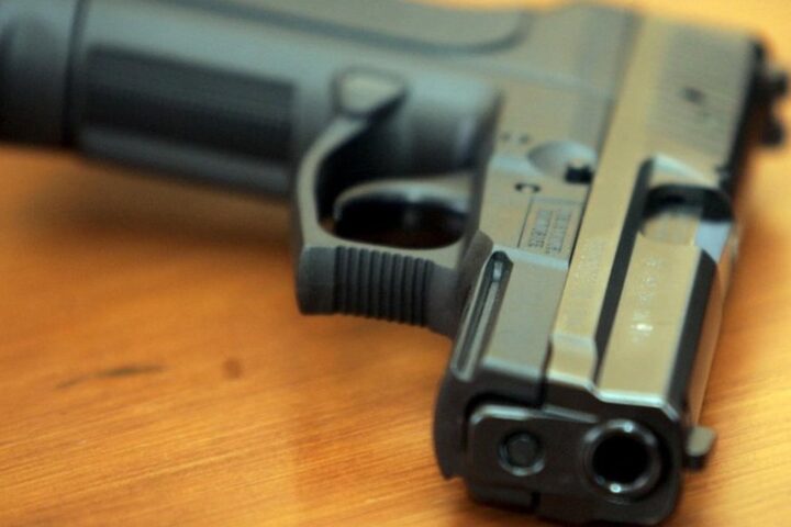 Braquage armé à Toulouse : un homme vole 300 euros en 45 secondes sous la menace d'une arme