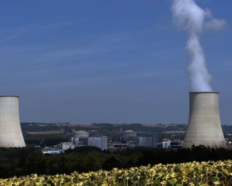 Canicule : trois réacteurs nucléaires à l'arrêt en France en raison de la chaleur