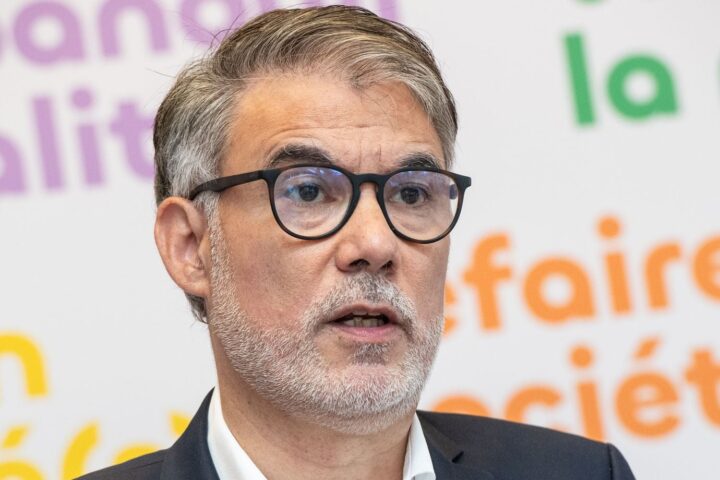 Canicules : le PS refuse la motion de censure des Écologistes malgré l’appel d’Olivier Faure