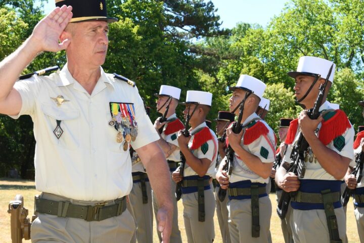 Changement de commandement à Castelnaudary pour la compagnie d'instruction des spécialistes de la Légion étrangère