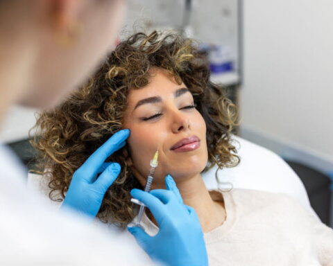 Chirurgie esthétique : comprendre l'addiction et ses impacts sur les patientes