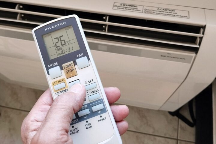 Climatisation : un environnement favorable aux infections respiratoires, selon un médecin biologiste