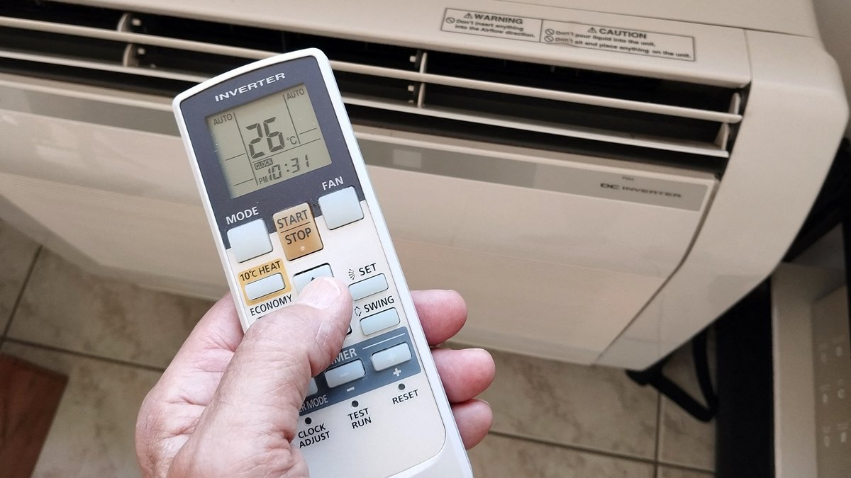 Climatisation : un environnement favorable aux infections respiratoires, selon un médecin biologiste