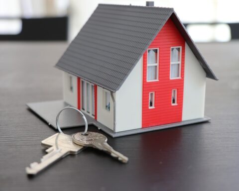 Crédit immobilier : les raisons de la disparition potentielle des taux fixes d'ici 2032