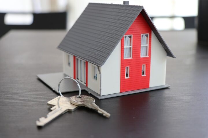 Crédit immobilier : les raisons de la disparition potentielle des taux fixes d'ici 2032