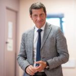 David Lisnard lance sa campagne pour la présidentielle de 2027 et critique l'élite politique