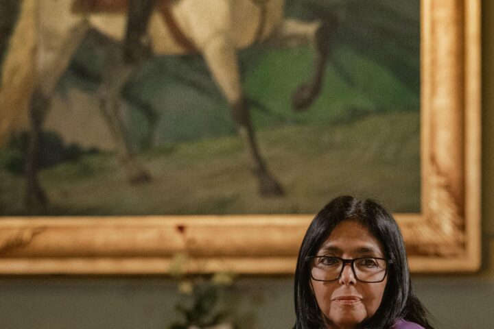 Delcy Rodríguez : de fidèle de Maduro à intermédiaire de Trump