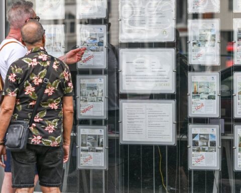 Des acheteurs en Suisse perdent des milliers d'euros face à une agence immobilière soupçonnée d'escroquerie
