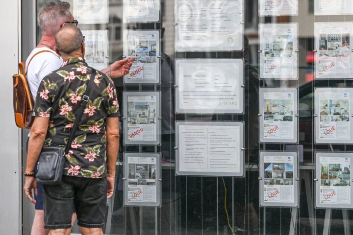 Des acheteurs en Suisse perdent des milliers d'euros face à une agence immobilière soupçonnée d'escroquerie