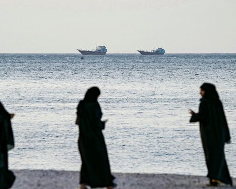 Des attaques récentes dans le détroit d'Hormuz compromettent les négociations sur l'accord de paix