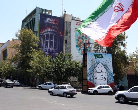 Deux diplomates français retenus plusieurs heures par les services de sécurité iraniens à Téhéran