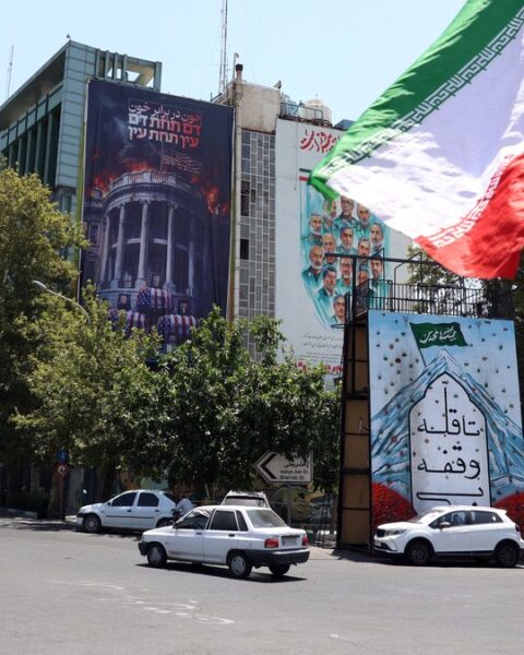 Deux diplomates français retenus plusieurs heures par les services de sécurité iraniens à Téhéran