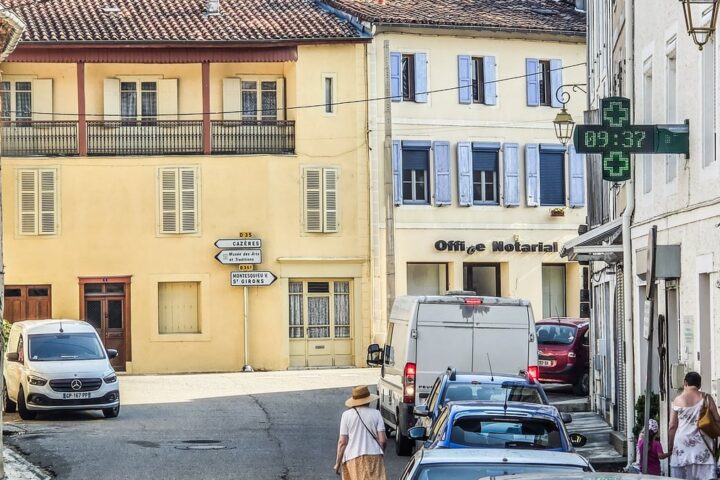 Deux laboratoires clandestins de drogue découverts en Ariège, un conseiller municipal interpellé