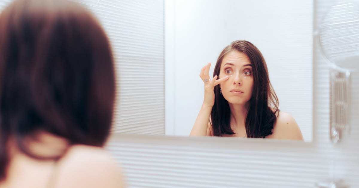 Différences entre poches et cernes sous les yeux et méthodes pour les traiter
