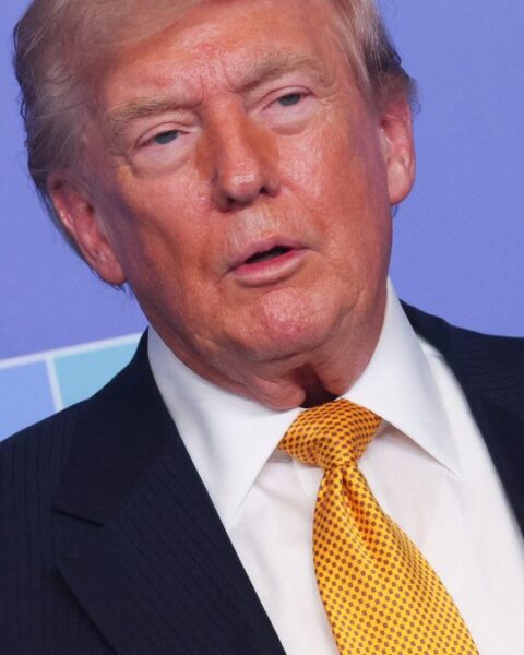 Donald Trump annonce la reprise des opérations militaires dans le détroit d'Ormuz et le blocus des ports iraniens