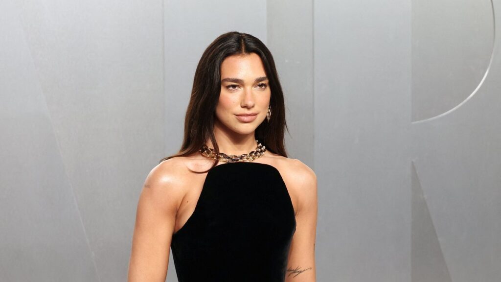 Dua Lipa soutient les manifestants albanais contre le complexe hôtelier de luxe lié à la famille Trump
