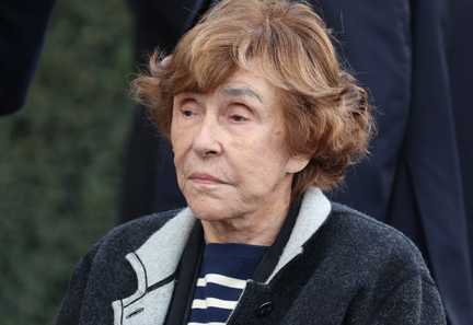 Edith Cresson conserve son véhicule avec chauffeur malgré la fin des privilèges pour les anciens Premiers ministres
