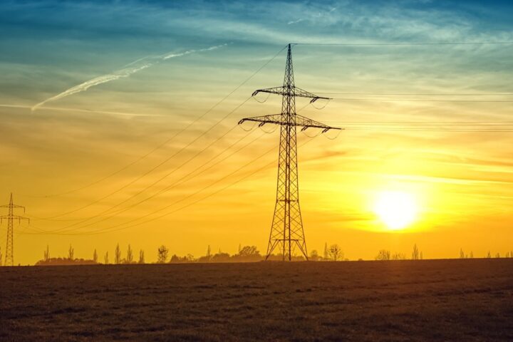 Électricité : les factures vont connaître une hausse dès le mois d'août.