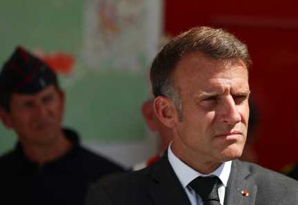 Emmanuel Macron demande aux Armées de renforcer la lutte contre les incendies dévastateurs dans le Sud-Ouest