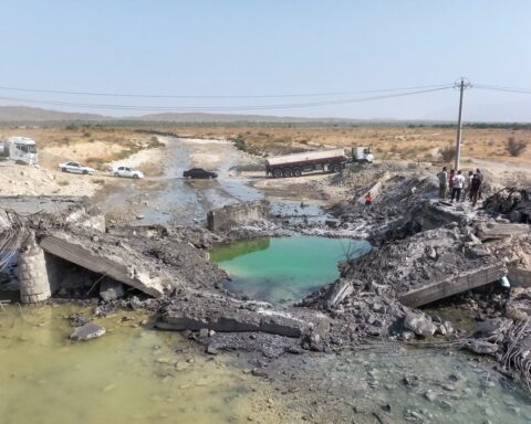 Escalade militaire au Moyen-Orient : tensions croissantes entre les États-Unis et l'Iran dans le détroit d'Ormuz