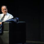 François Hollande peut-il redevenir la figure cachée de la gauche pour la présidentielle de 2027 ?