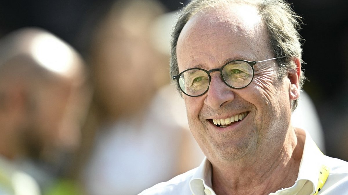 François Hollande réunit 160 soutiens en secret pour préparer une campagne présidentielle en 2027