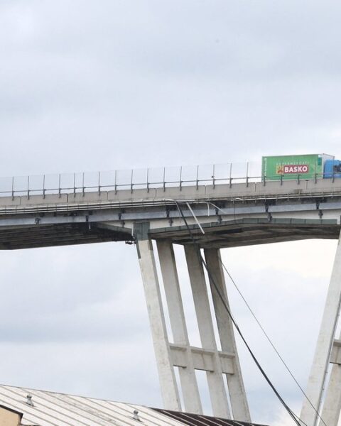 Gênes : 32 personnes condamnées à jusqu'à 12 ans de prison pour la catastrophe du pont Morandi