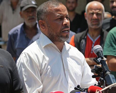 Hamas annonce sa dissolution à Gaza, le NCAG prêt à assumer ses responsabilités